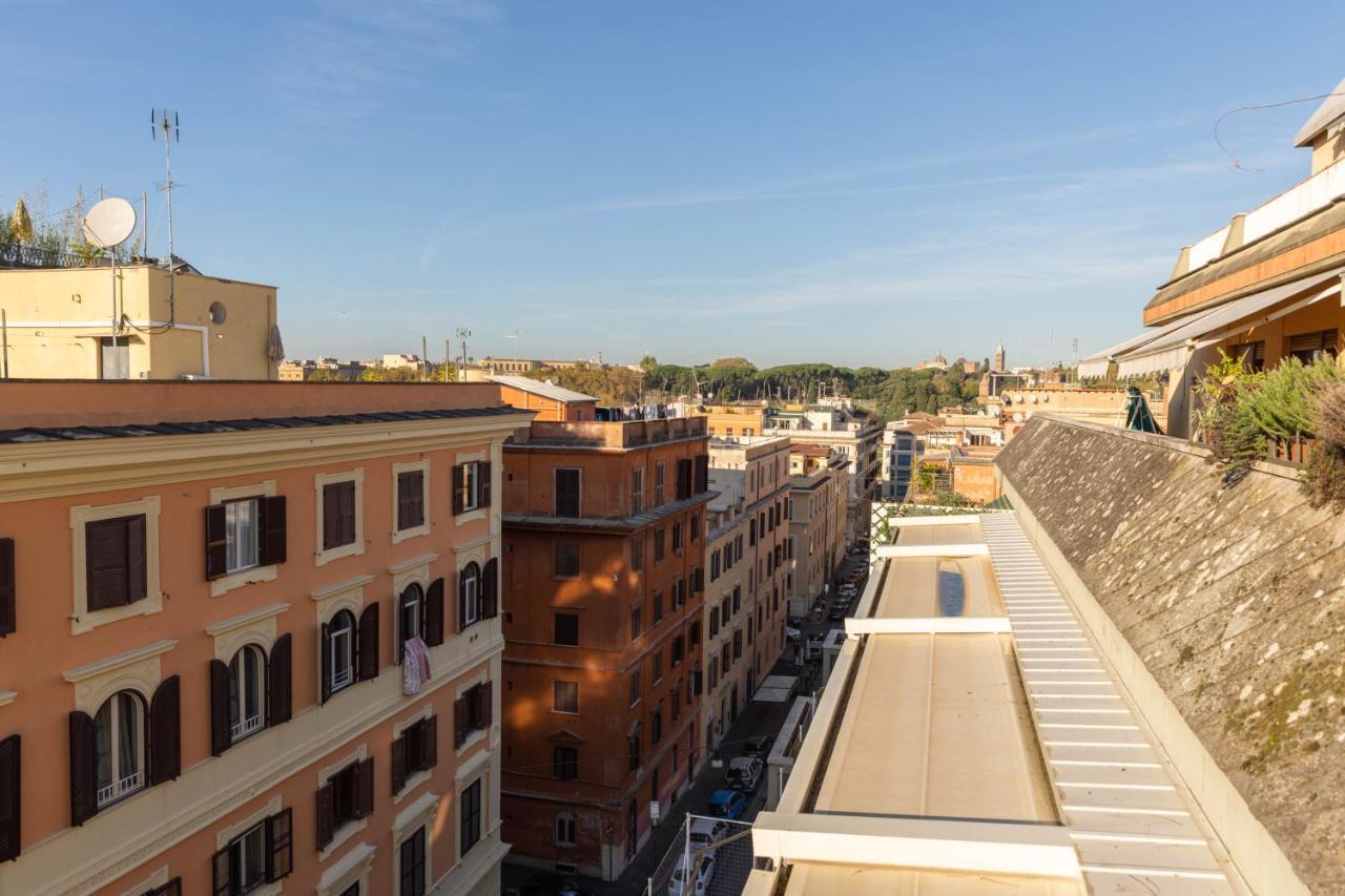 Colosseo Brightful With Rooftop Appartement *